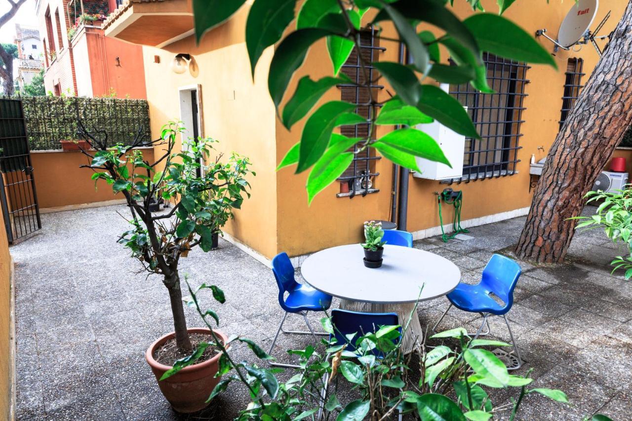 La Villetta Dei Sogni Nel Parco Rome Luaran gambar